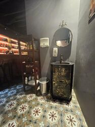 Telok Ayer Conservation Area (D1), Shop House #487665691